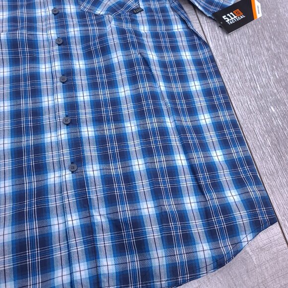 5.11 Tactical Shirt Mens Small Admiral Blue Breaker Plaid Pocket Short Sleeve - Picture 4 of 7